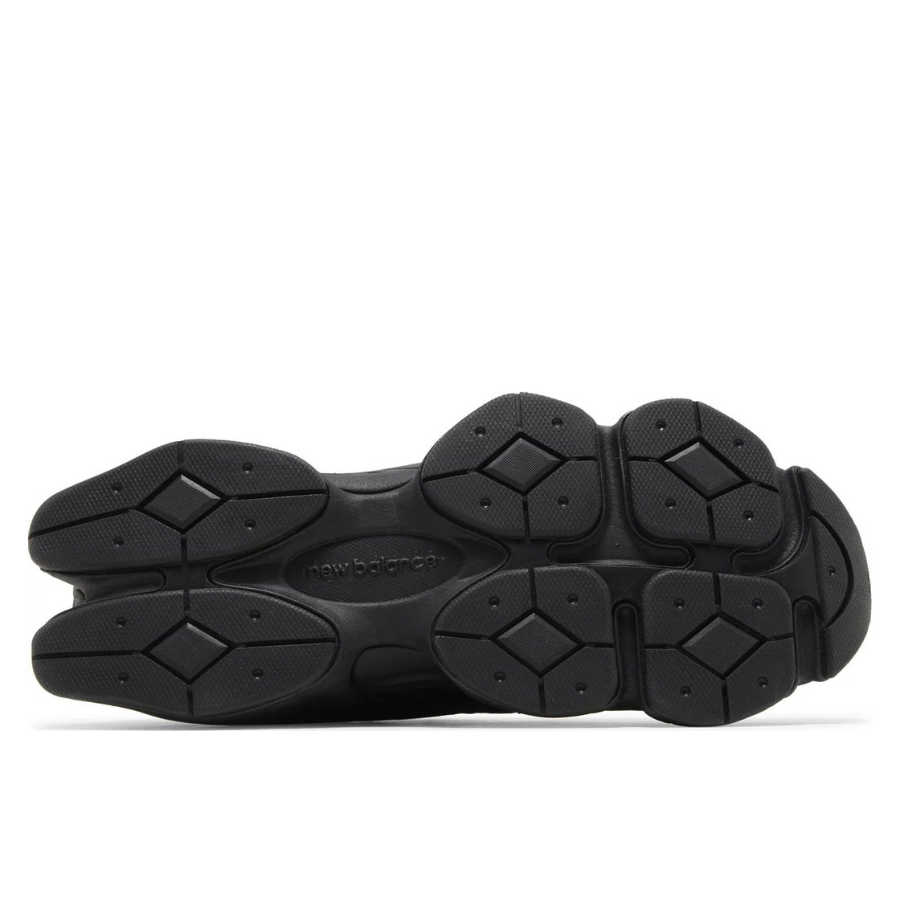 9060 Triple Black "U9060BPM"