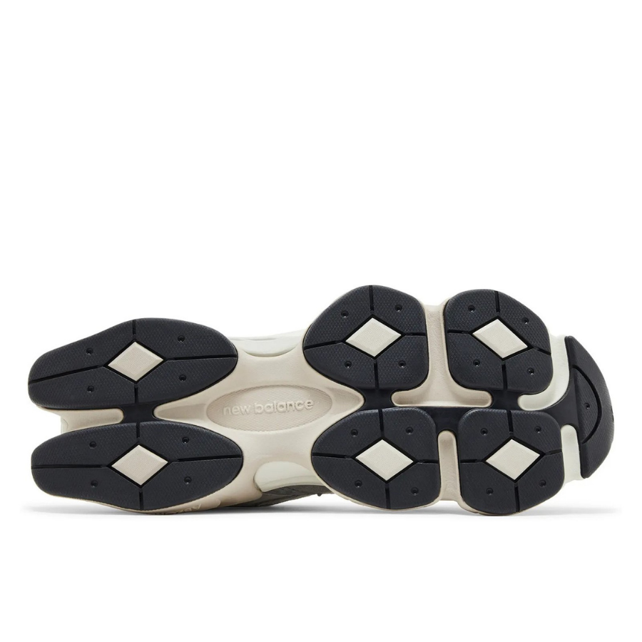 9060 Slate Grey Raincloud "U9060EEE"