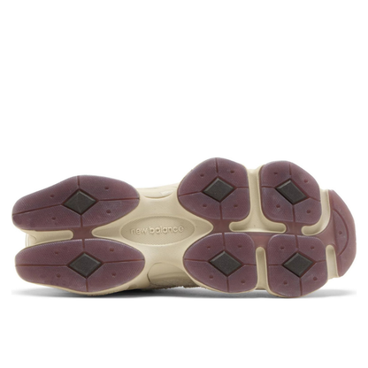 9060 Sydney McLaughlin-Levrone Linen Black Coffee "U9060SYD"