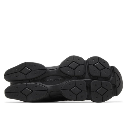 9060 Triple Black "U9060BPM"