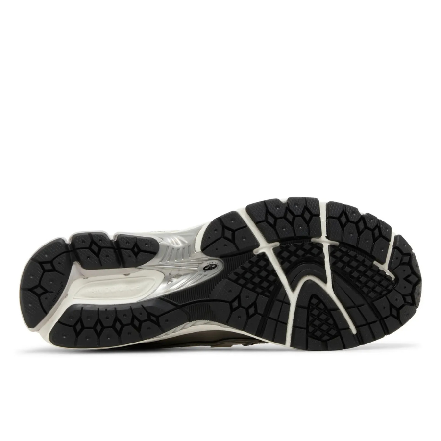 1906 Silver Black "M1906RER"