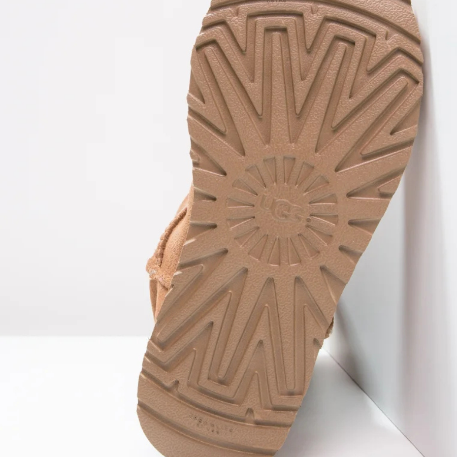 Classic Bailey Bow II Boot | Chestnut